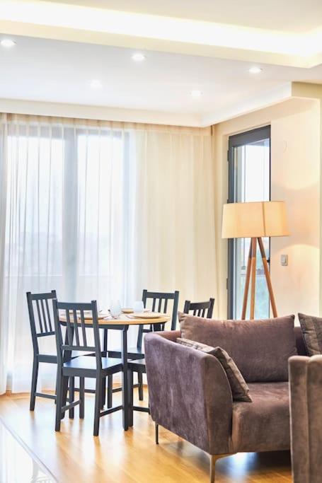 Privat 3 Bedroom Duplex At Ulus Besiktas Istanboel